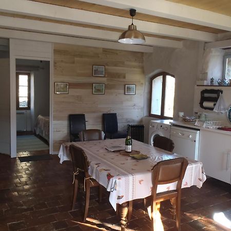 La Maison Du Gue Ecutigny ภายนอก รูปภาพ