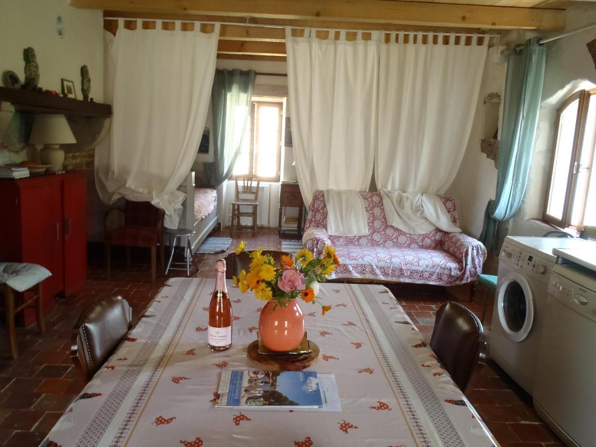 La Maison Du Gue Ecutigny ภายนอก รูปภาพ